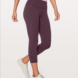 Lululemon 21” leggings size 4!!